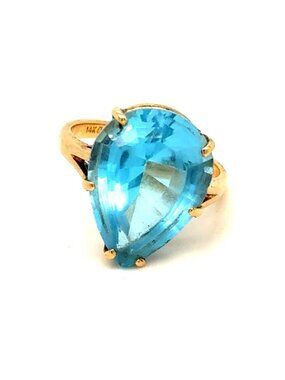 14k Gold Teardrop Shaped Topaz Ring